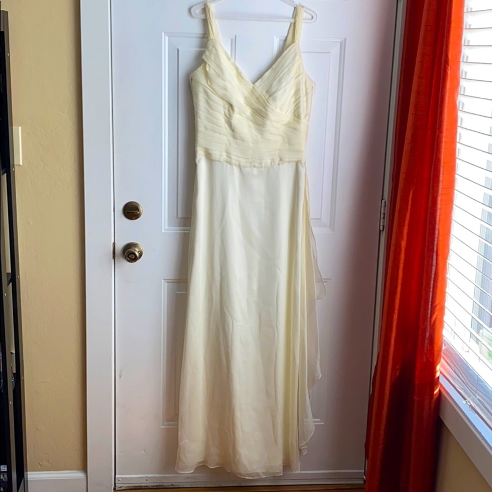 White formal Belsoie gown. Size 14. New!